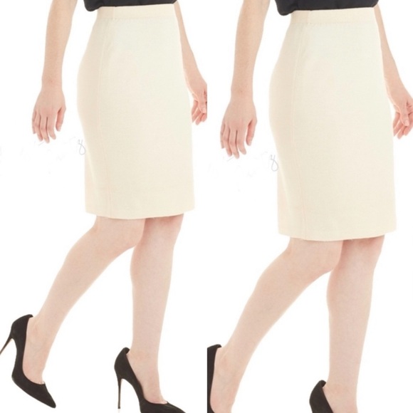 St. John Dresses & Skirts - St.John Skirt